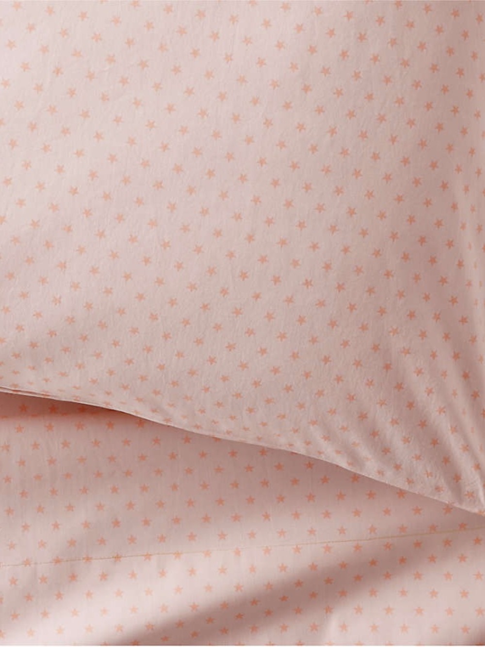 Crate&Barrel Elegang Pink Cozy Cloud Modern Star toddler sheets (2 sets)
